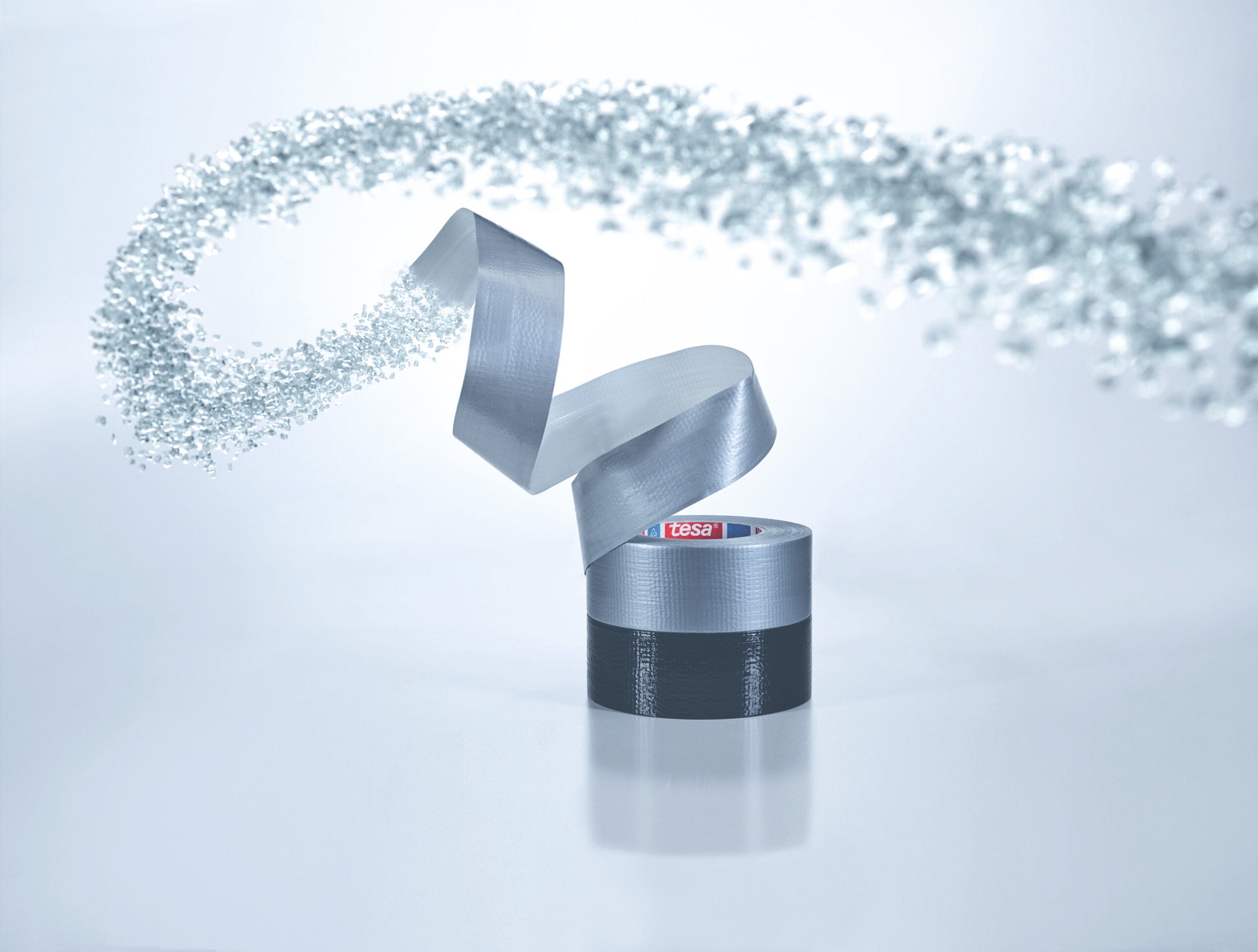 tesa® 60462 Heavy-duty duct tape - 30% recycled share - 60462-duct-silver-black-swirl-mood.jpg