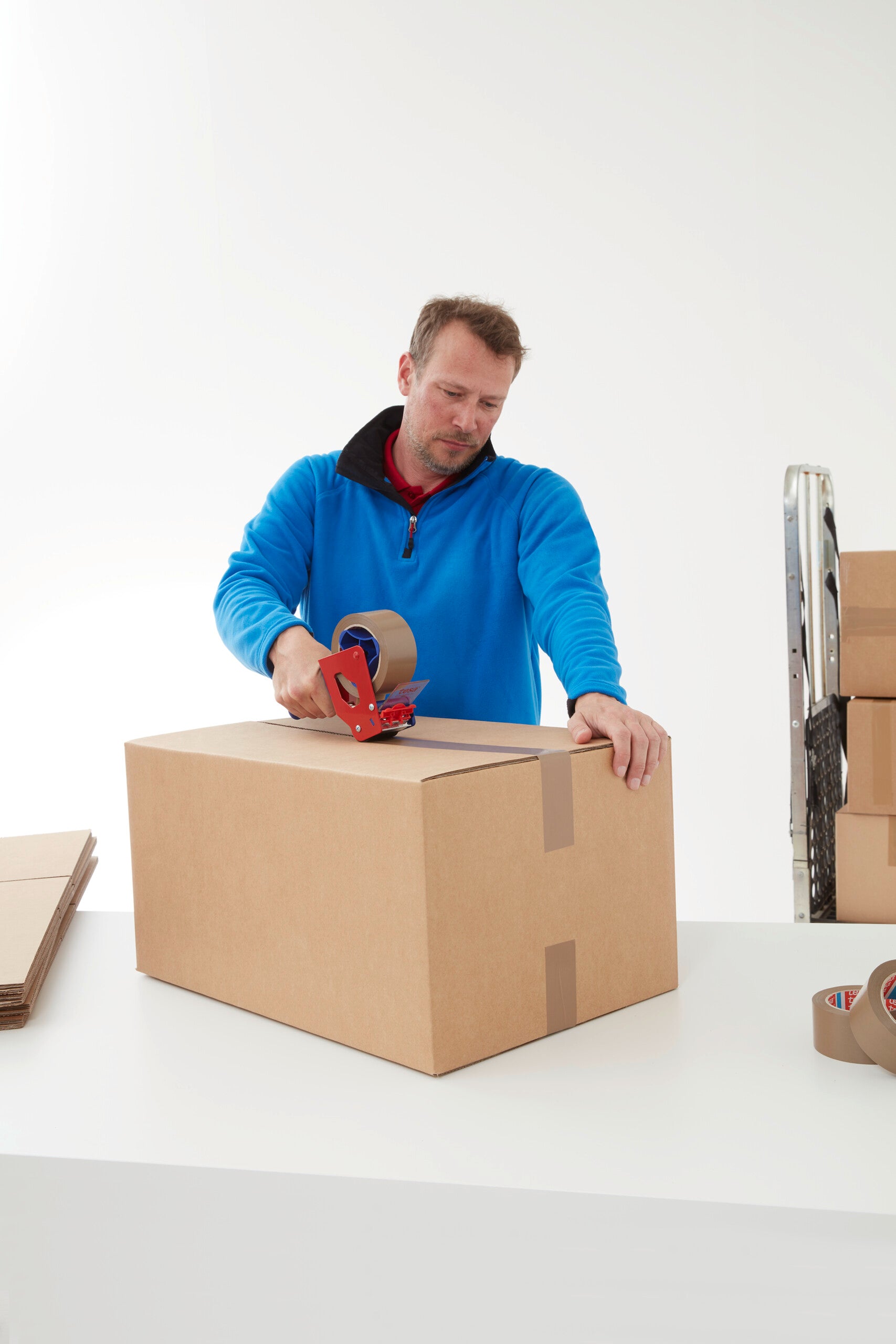 tesa® 4100 tesa® 4100 General Purpose Carton Sealing Tape - tesa-4100-general-purpose-carton-sealing-tape-brown-02-ap.jpg