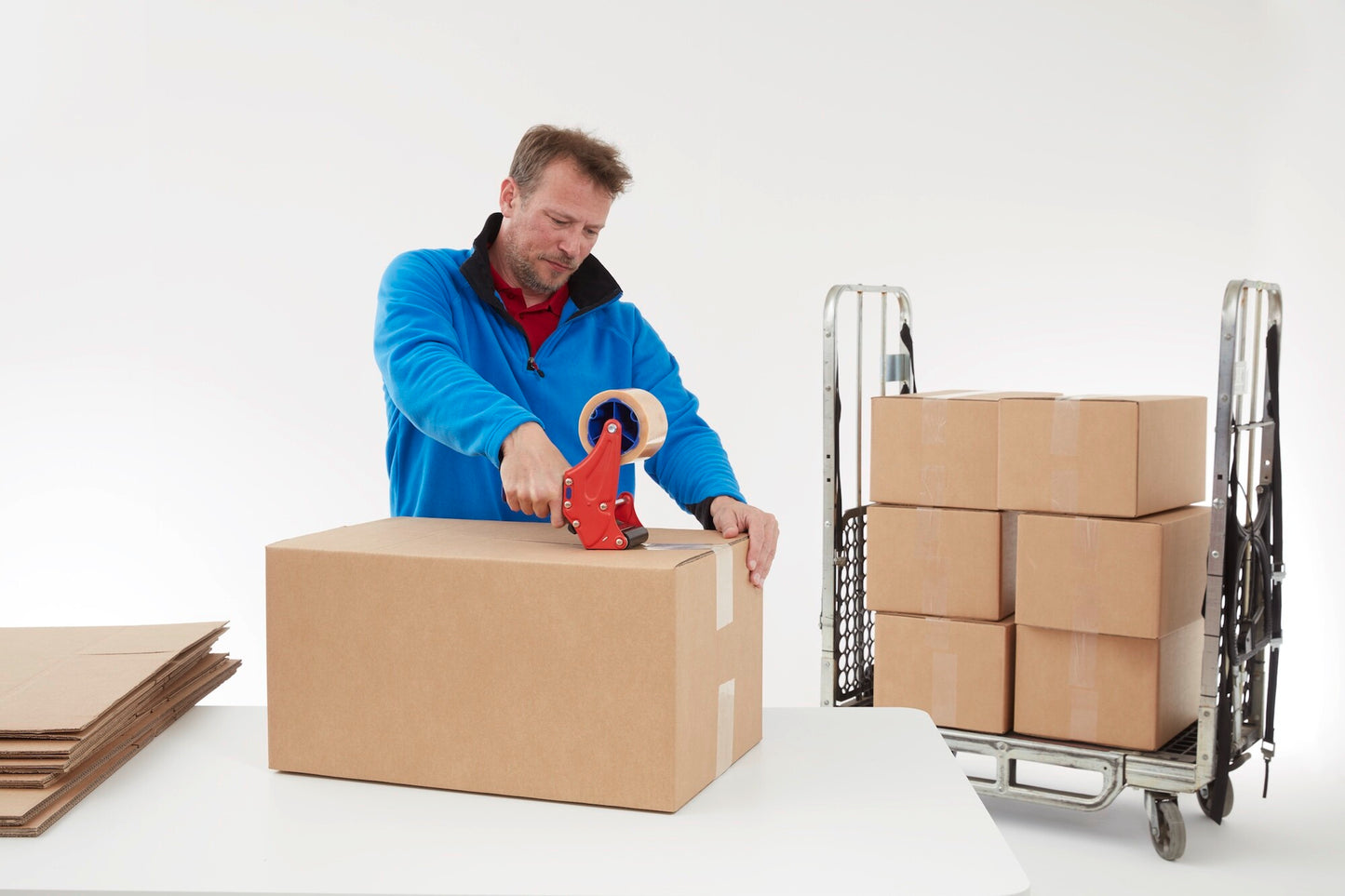 tesa® 4124 Premium Carton Sealing Tape - tesa-4124-premium-carton-sealing-tape-transparent-01-ap.jpg