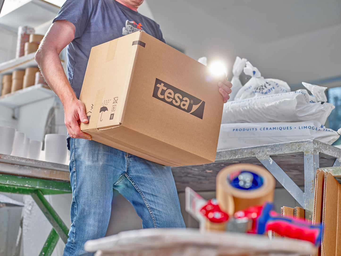 tesa® 60013 tesa® 60013 – Self-Adhesive Reinforced Paper Tape - tesa-60013-self-adhesive-reinforced-paper-packaging-tape-17-ap.jpg
