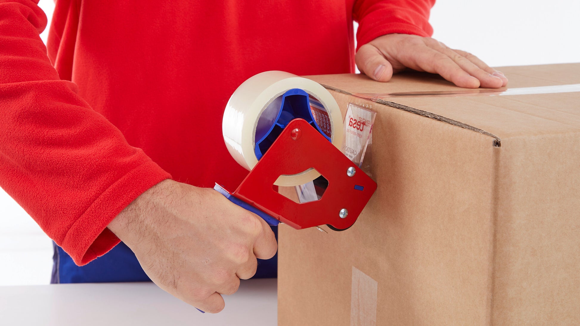 tesa® 64014PV0 Low noise packing tape - available in clear &amp; brown - tesa-64014-low-noise-packing-tape-step3of3.jpg