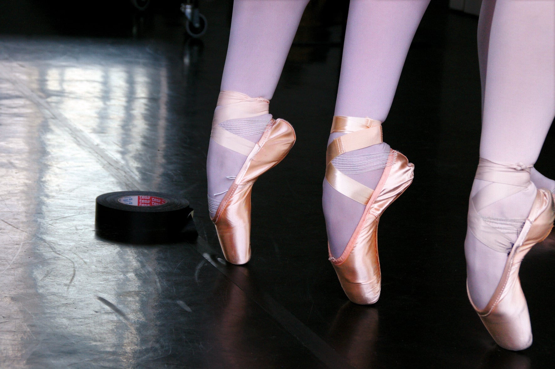 tesa® 4671 Colored gaffer tape - tesa 04671 ap 005.jpg