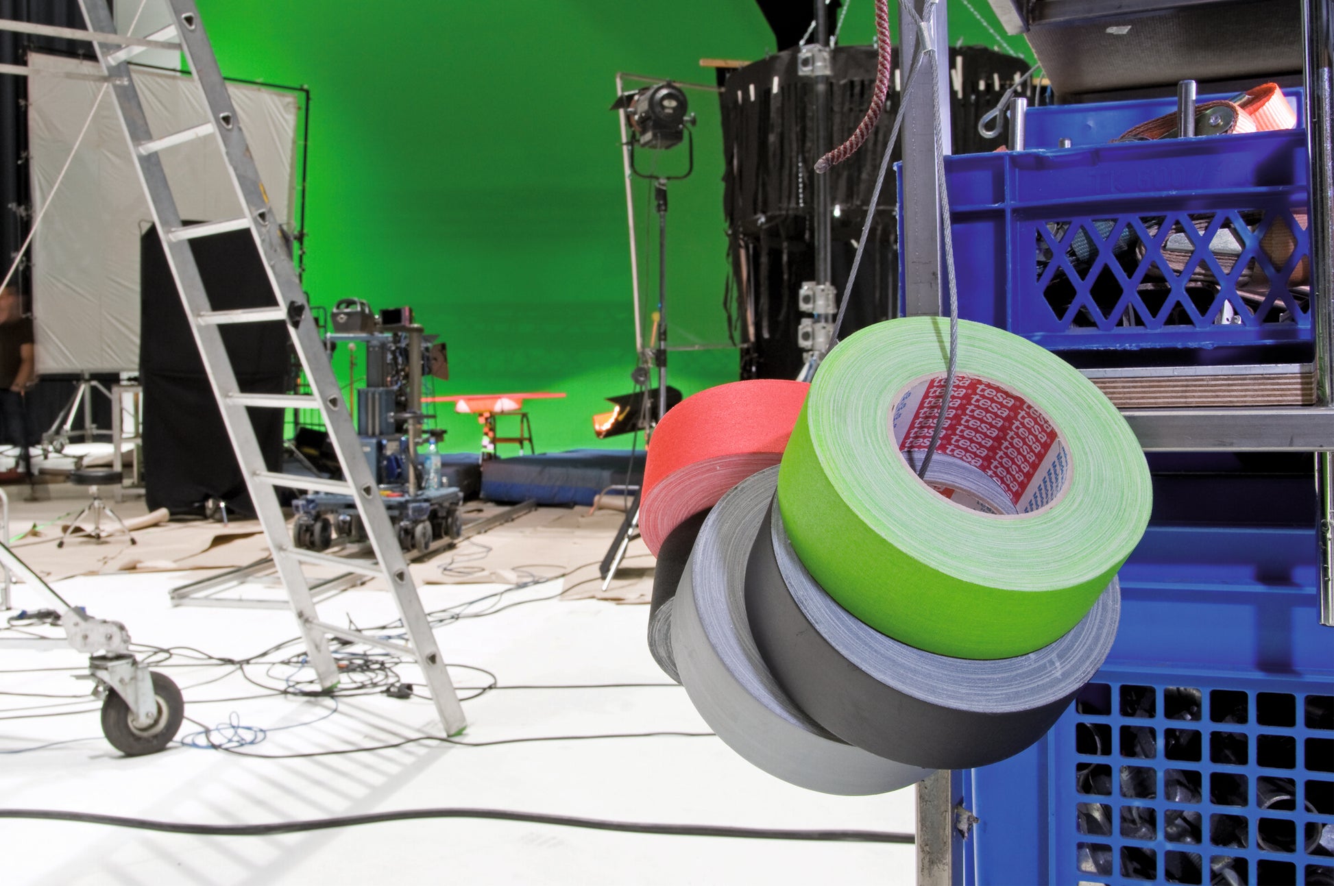 tesa® 4671 Colored gaffer tape - tesa 04671 ap 013.jpg