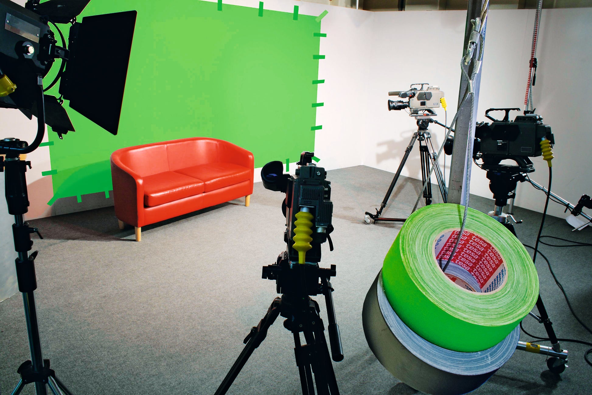 tesa® 4671 Colored gaffer tape - tesa 04671 ap 014.jpg